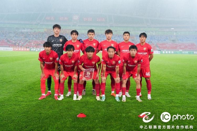 泰山未归队人员情况：谢文能和刘洋随国足备战，6名小将随U23集训